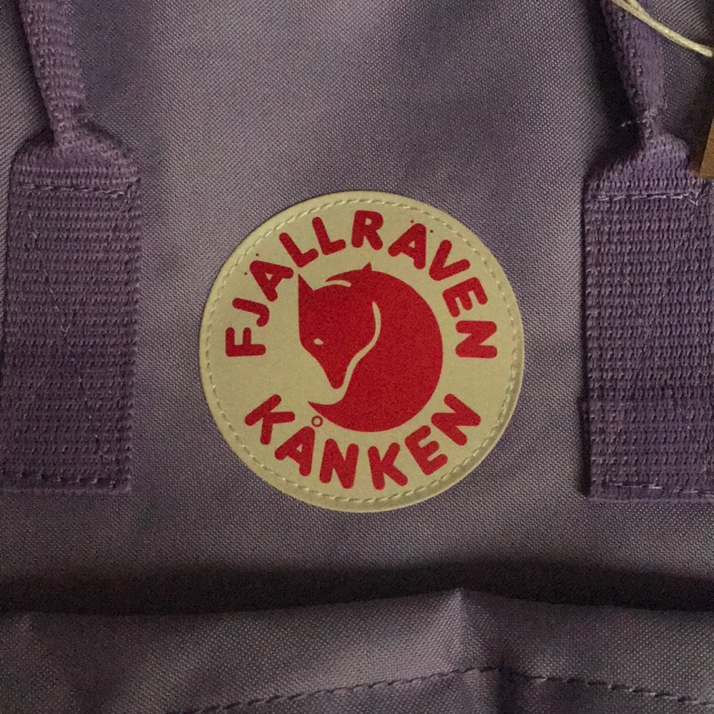 Fjallraven kanken purple back pack